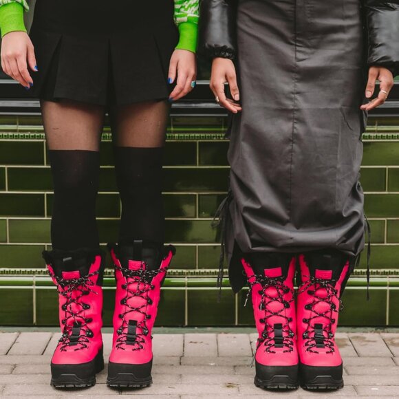 NEW Ugg Shasta Boot Size 7 - Picture 2 of 14